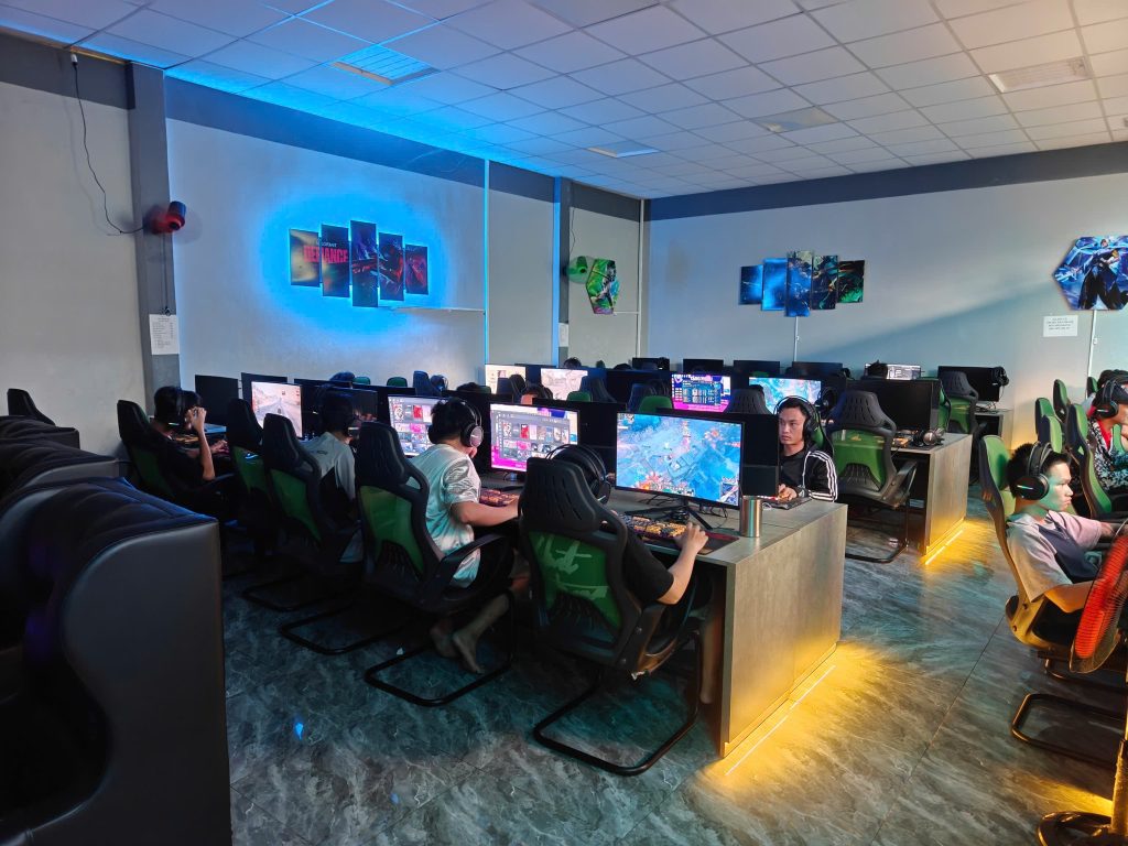 Đông Hạ Gaming Long An