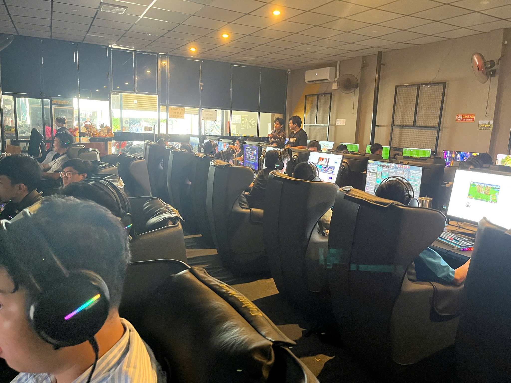 CyberKing 81 Bình Dương - Phòng Game Cấu Hình Khủng 2025