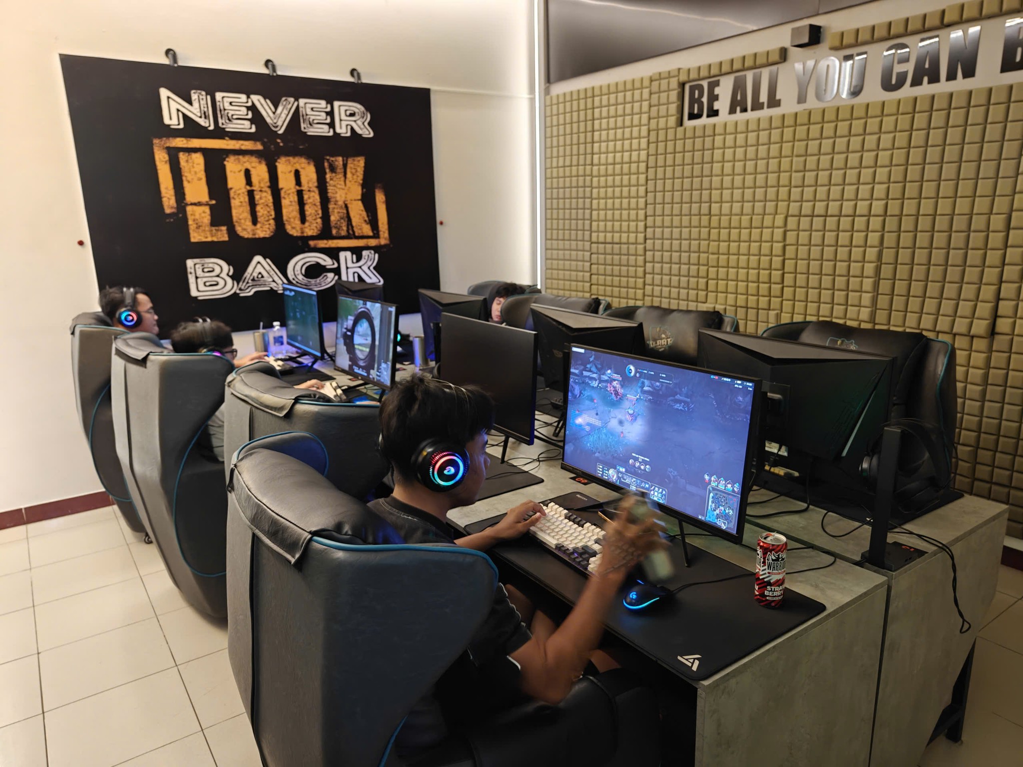 Khám Phá D.RAT Gaming - Phòng Game Đẳng Cấp TPHCM
