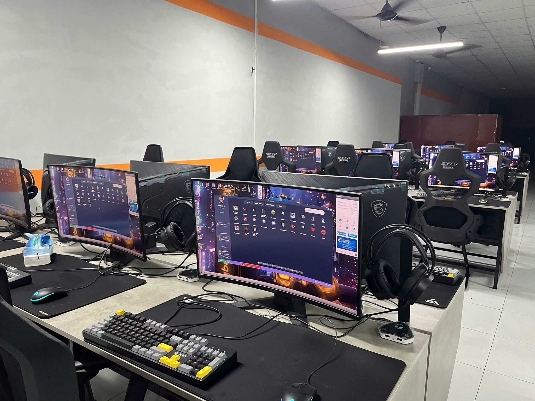 Eagle CyberGame Phú Chánh - Phòng Game Tân Uyên 2025