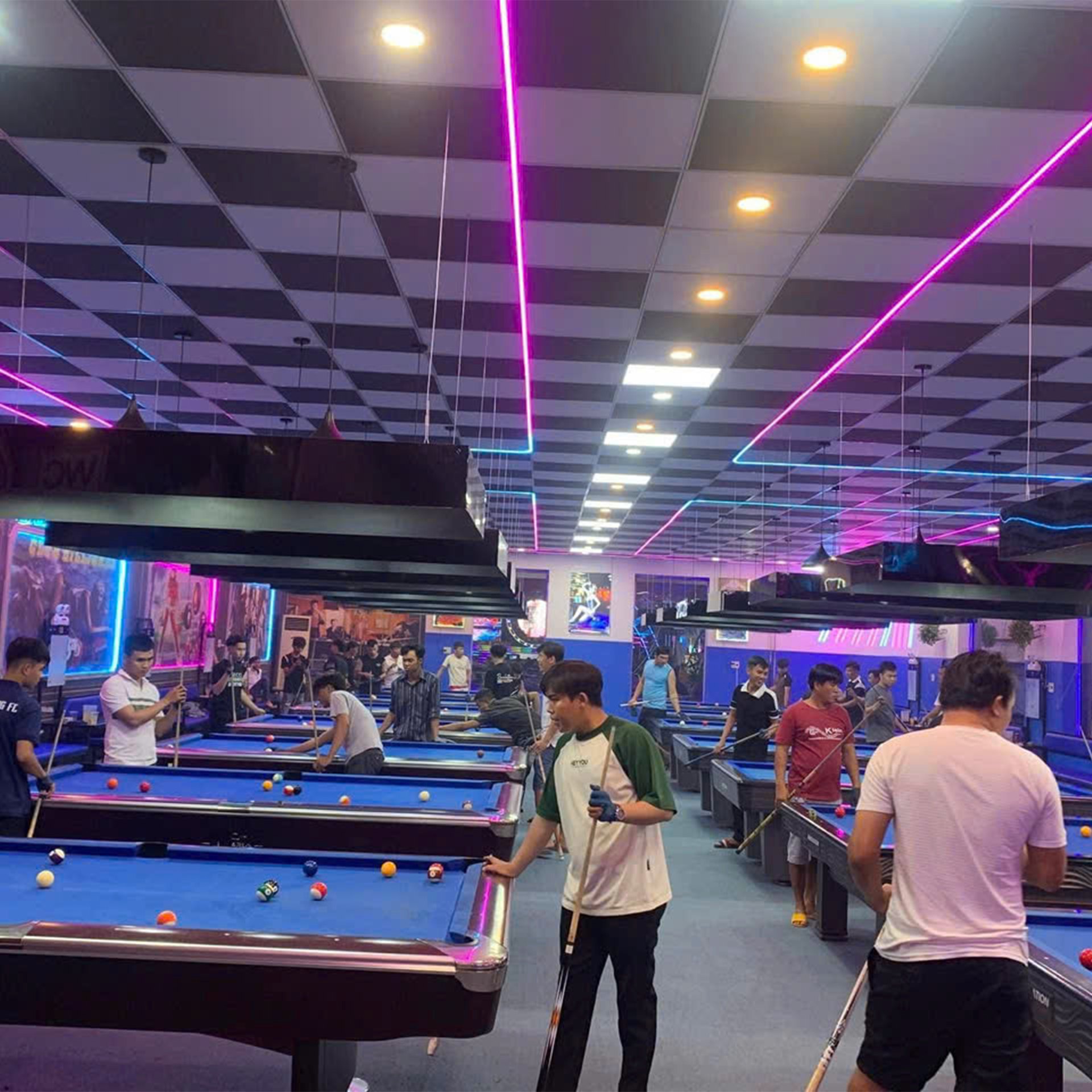 Tiệm Net Limo Gaming: Phòng Net VIP Hòa Thành, Tây Ninh