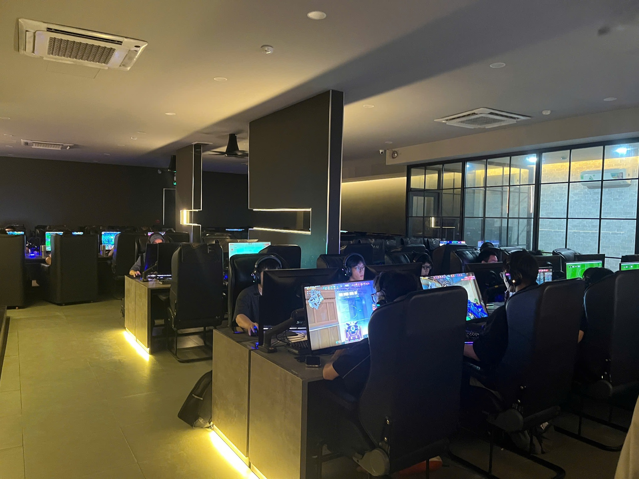 Khám Phá Titan Esports Gaming - Phòng Game Đẳng Cấp Đồng Nai
