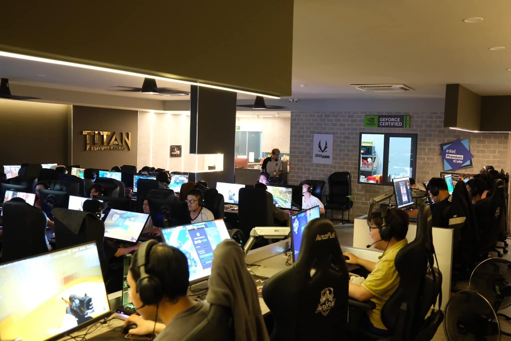 Thiết kế phòng net đẹp - Titan Esports Gaming