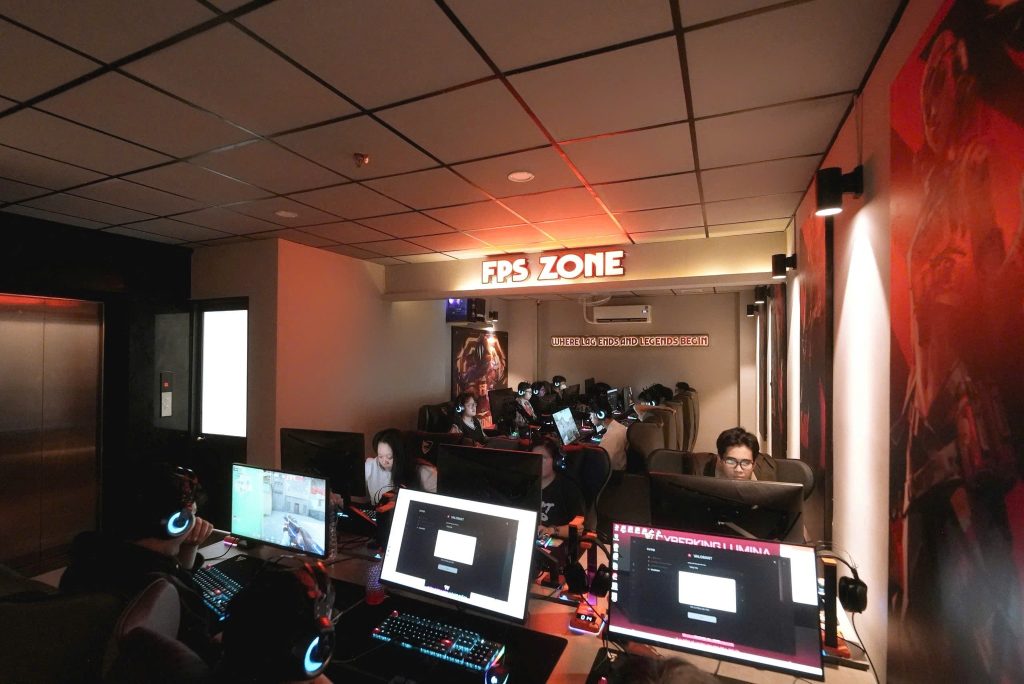 Lắp đặt phòng net cyber trọn gói