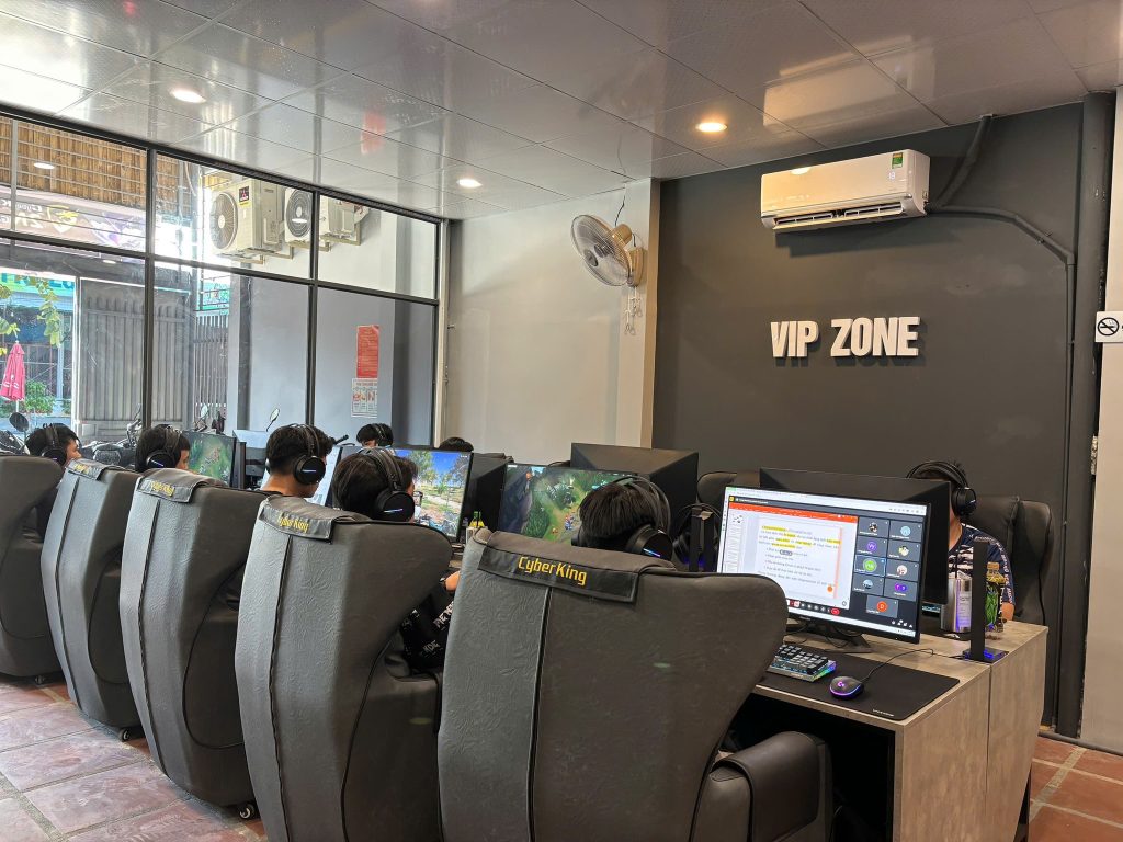 Lắp đặt phòng net 20 máy