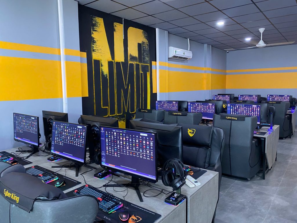 CyberKing TNG Cam Ranh: Phòng Net Sofa Gaming Cao Cấp