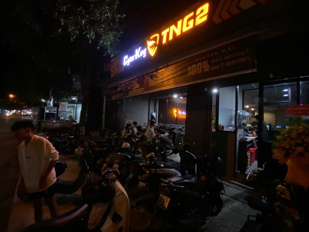 CyberKing TNG 2 Cam Ranh - Phòng Game Cấu Hình Khủng 2025