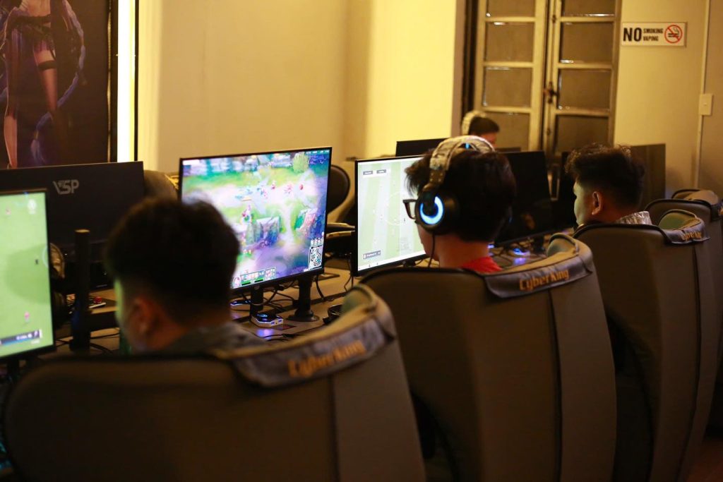 Phòng net Gò Vấp CyberKing Viper