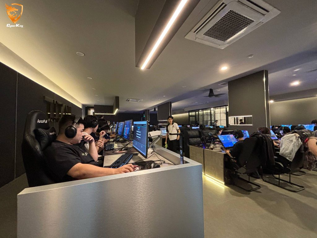 CyberKing Việt Nam – Setup phòng net chuẩn Esports