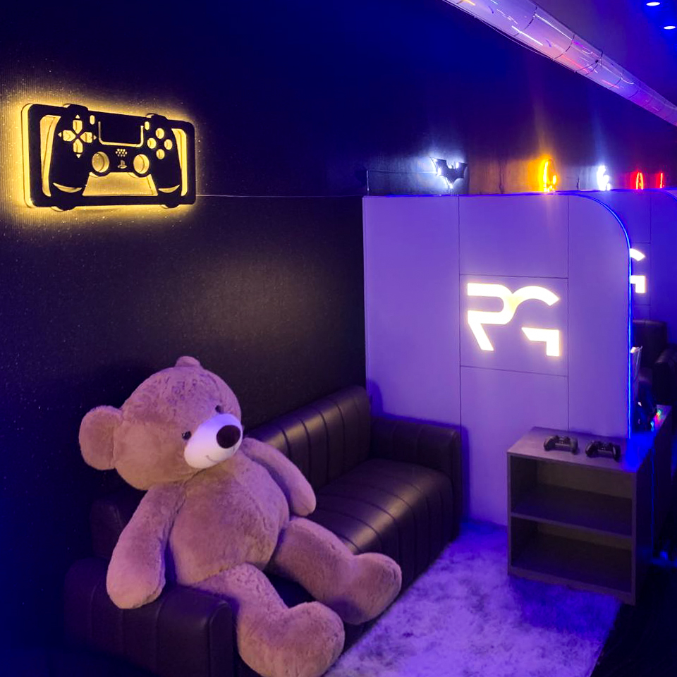 Thiết Kế Phòng Game PlayStation Chuẩn – Đẹp – Tối Ưu Diện Tích Từ CyberKing