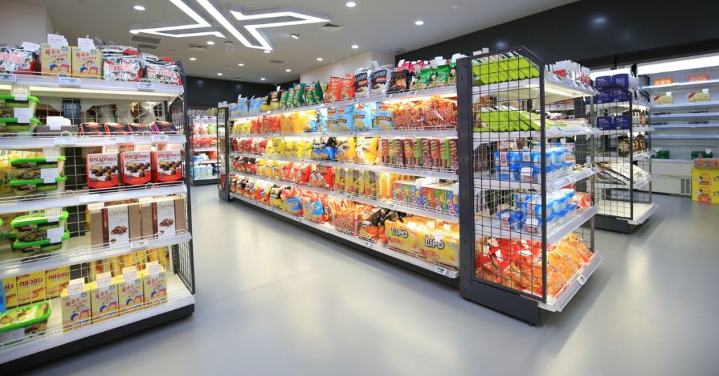 Cửa hàng tiện lợi kết hợp phòng net