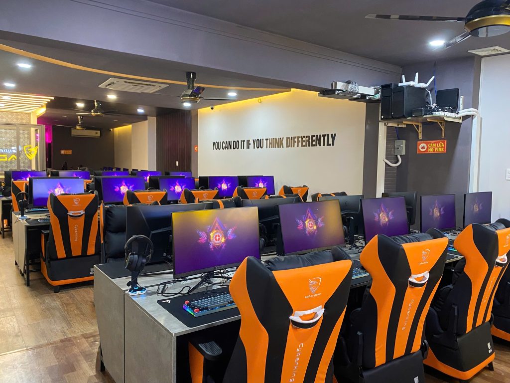 Ghế Sofa Gaming CyberKing – Nâng Cấp Trải Nghiệm Lẫn Không Gian Phòng Net