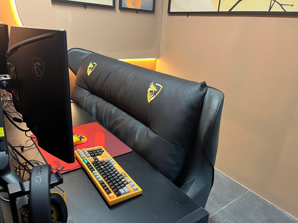 Phòng Net Di Linh Cyberking Chill - COUPLE Zone