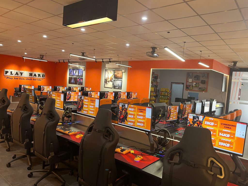 Phòng Net Di Linh Cyberking Chill - ARENA Zone